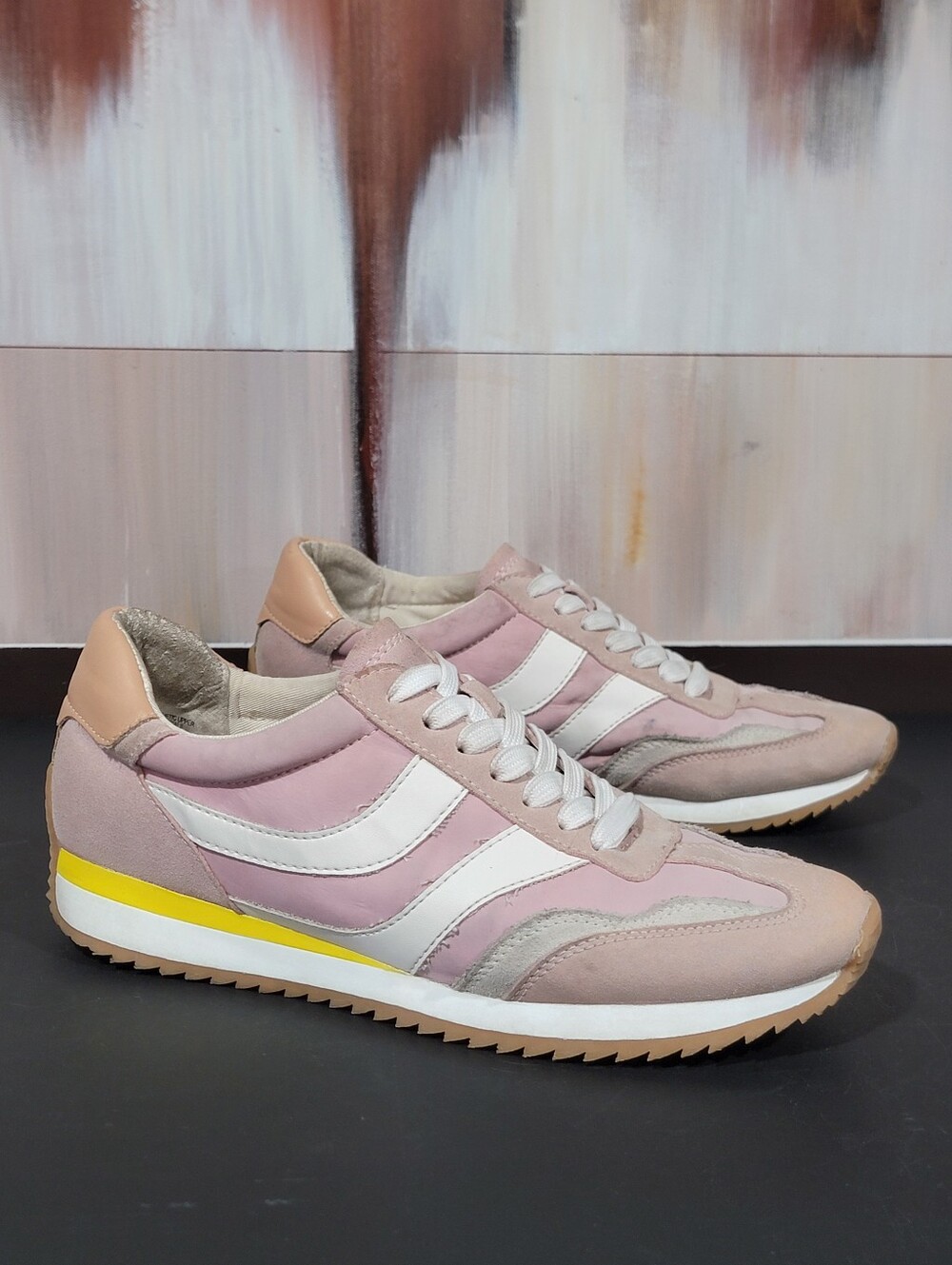 Dolce Vita Esha Women's Sneaker Pink Size 9 M Leather Shoe Pop Retro Boho